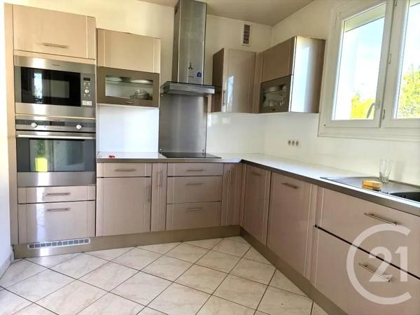 Maison à vendre  6 pièces - 135,99 m 2   MEAUX  - 77