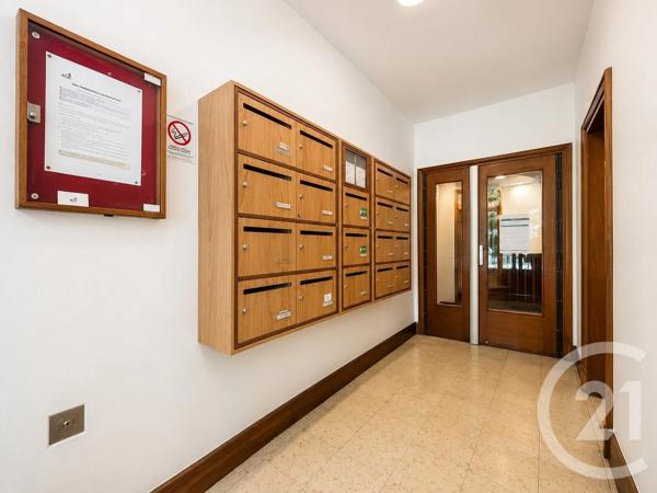 Appartement F3 à vendre  3 pièces - 64,59 m 2   PARIS  - 75015