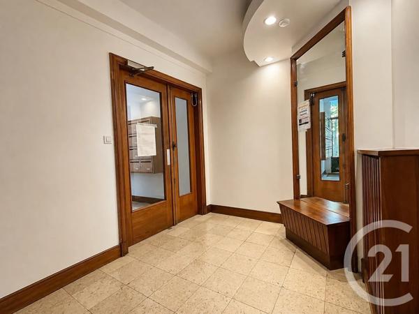 Appartement F3 à vendre  3 pièces - 64,59 m 2   PARIS  - 75015