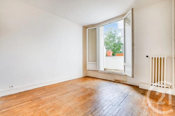Appartement F3 à vendre  3 pièces - 64,59 m 2   PARIS  - 75015