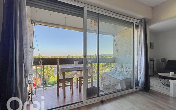 Appartement à vendre    4 pièces • 73,15 m2 Fréjus