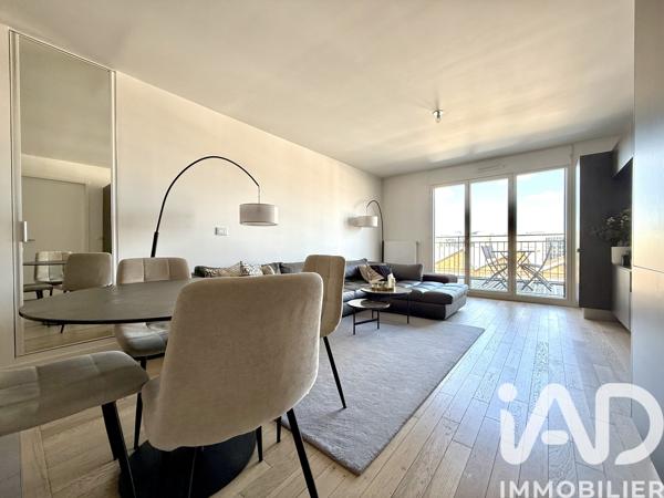 Appartement à vendre 3 pièces 68 m² Courbevoie
