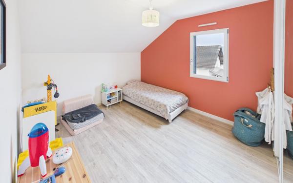 Maison à vendre    5 pièces •  Méry