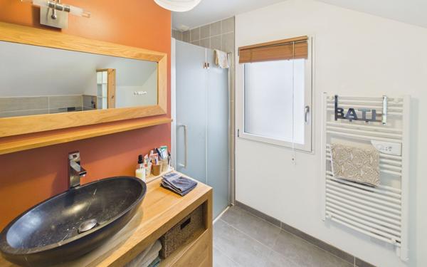 Maison à vendre    5 pièces •  Méry