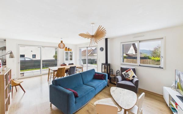 Maison à vendre    5 pièces •  Méry