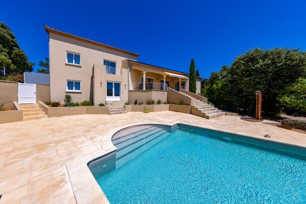 Saint-Gély-du-Fesc (34980) SAINT GELY DU FESC , BELLE MAISON D'ARCHITECTE T7 SUR 1700 M2 ,T2 de 40 M2 DOUBLE GARAGE