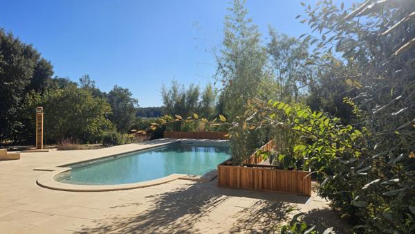 Saint-Gély-du-Fesc (34980) SAINT GELY DU FESC , BELLE MAISON D'ARCHITECTE T7 SUR 1700 M2 ,T2 de 40 M2 DOUBLE GARAGE