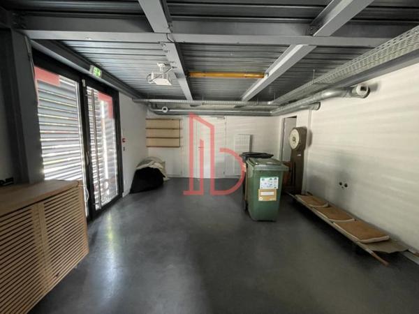 Bureau de 250 m² à vendre à Bordeaux Bassins A Flot