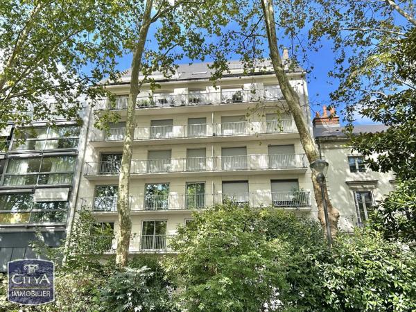 Local professionnel à vendre 87.77m² Tours (37000)
