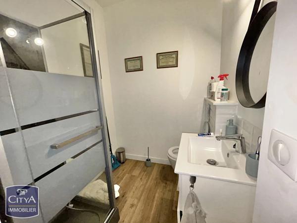 Local professionnel à vendre 87.77m² Tours (37000)