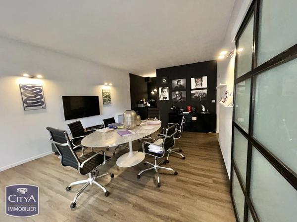 Local professionnel à vendre 87.77m² Tours (37000)