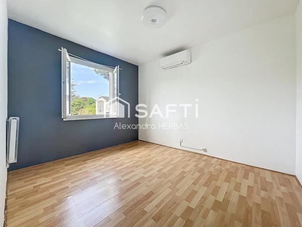 Plain-pied 4 chambres - jardin et piscine