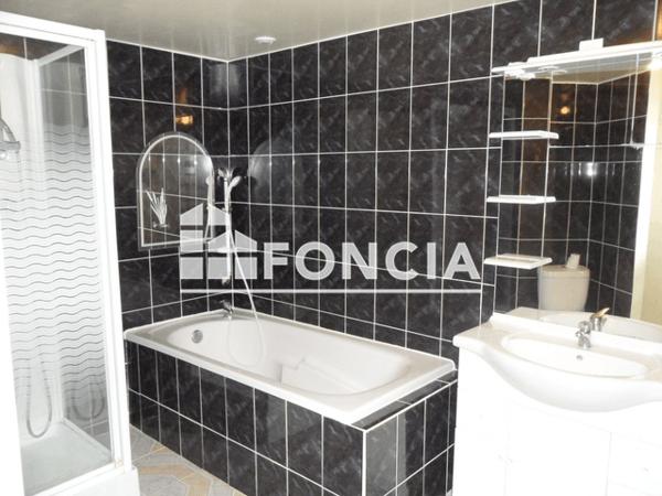 Location Maison 5 pièces 118.59 m² - 8 C RUE DES FOURNEAUX Chaingy 45380