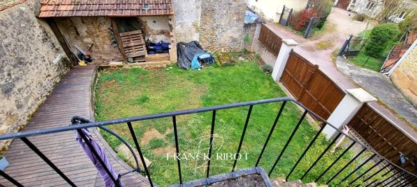 Maison ancienne rénovée de 147m2, 178m2 de terrain