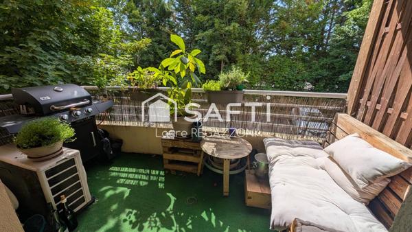 Bel appartement de 66 m² avec balcon, piscine et 2 parkings privés à Beaune