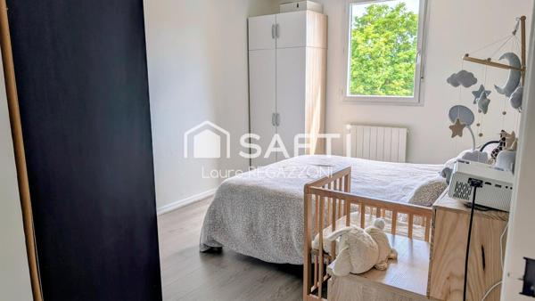 Bel appartement de 66 m² avec balcon, piscine et 2 parkings privés à Beaune