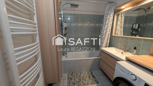 Bel appartement de 66 m² avec balcon, piscine et 2 parkings privés à Beaune