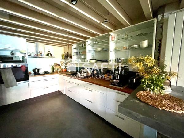 Echoppe de 120m2 proche barrière de Bègles