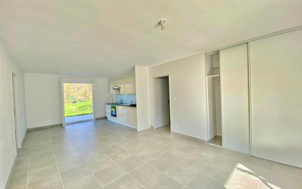 Maison à louer    4 pièces •  Saint-Pierre-de-Chignac