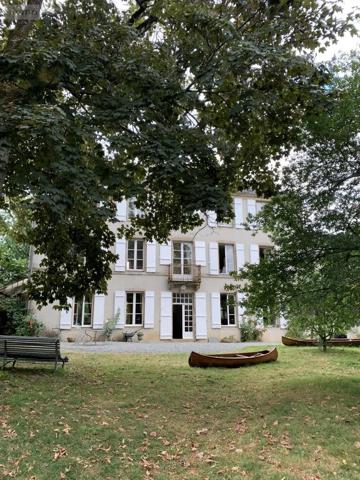 Achat - Maison Cholet 49300 14 pièces 390 m 2 5586 m 2