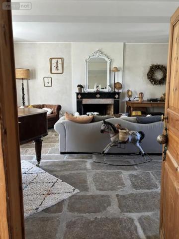Achat - Maison Cholet 49300 14 pièces 390 m 2 5586 m 2