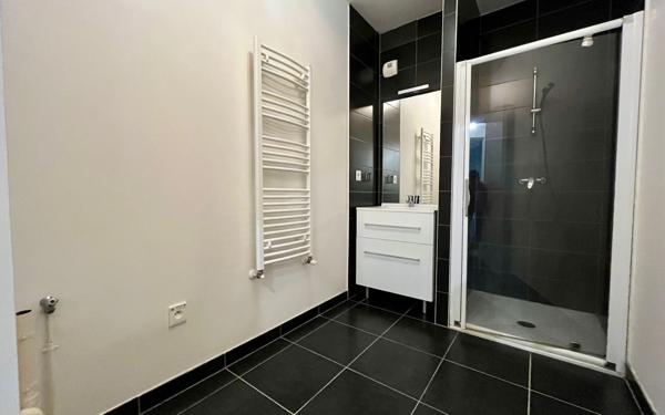 Appartement à vendre    3 pièces • 59 m2 Saint-Jean-de-Luz