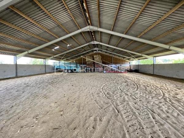Propriete equestre de 800 m²