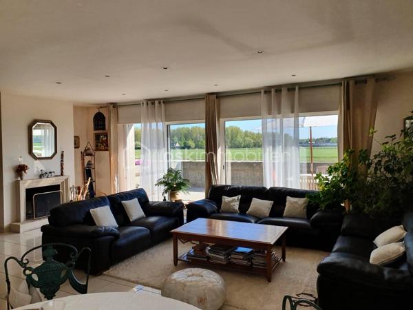 Propriete equestre de 800 m²