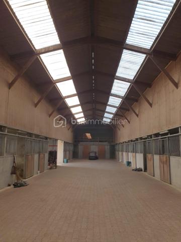 Propriete equestre de 800 m²
