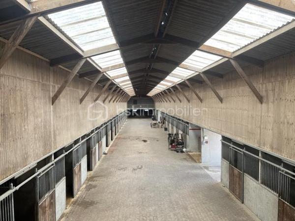 Propriete equestre de 800 m²