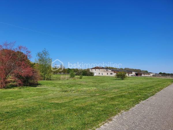 Propriete equestre de 800 m²