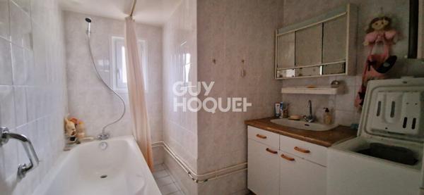 Charmante Maison à Vendre à Saulnières - Exclusivité Guy Hoquet!