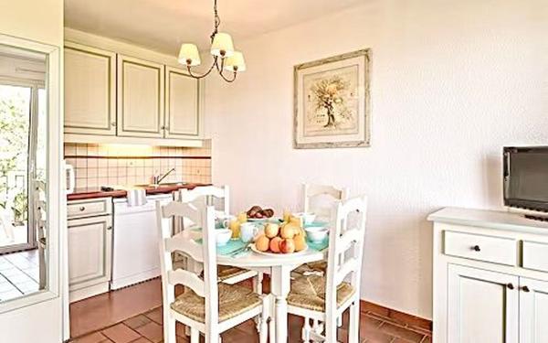 Appartement à vendre    2 pièces •  Saint-Tropez