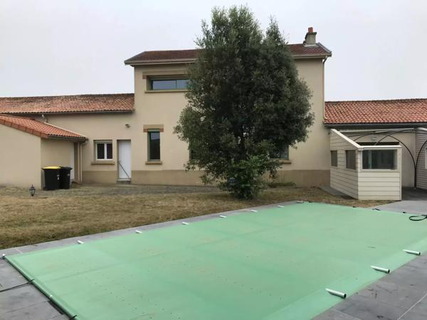 Grande maison avec piscine