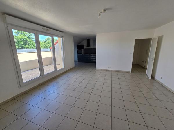 Appartement Dourdan 4 pièces de 84.04 m2 avec ascenseur !