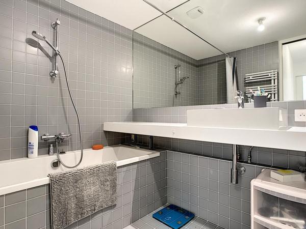 T3 – 77.80 m2 – GARAGE – TERRASSE 33.80 m² – 69002 – LYON