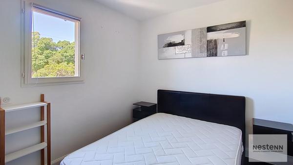 Saint-Aygulf T2 vue mer piscine parking