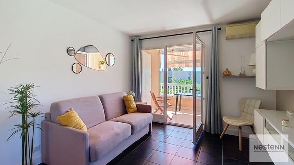 Saint-Aygulf T2 vue mer piscine parking