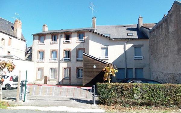 Immeuble à vendre    26 pièces •  La Souterraine