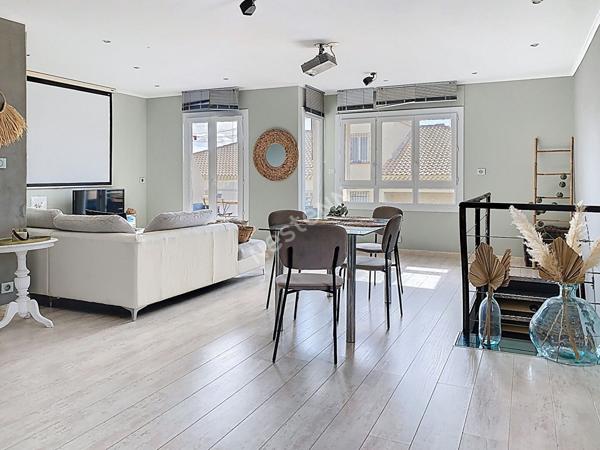 Très bel appartement à Bandol Centre 3 pièces de 95 m² à 5 minutes du port