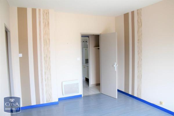 Appartement à louer 2 pièces 43.81m²