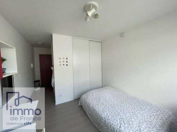 Lyon 9, studio meublé + parking LMNP spécifique investisseur