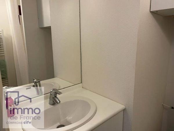 Lyon 9, studio meublé + parking LMNP spécifique investisseur