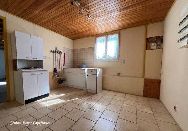Maison individuelle de plain-pied à la campagne