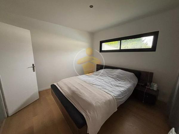 Vente                                                      Maison
                        
                     5 pièces                      144 m2                     à Tergnier