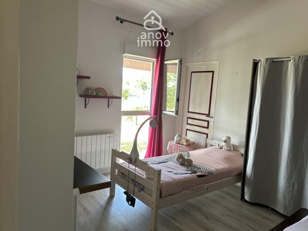 Maison
                                                                                                                                                                                                                                                                                                                        5 pièce(s)                                                                                                                                                                                                          3 chambre(s)                                                                                                                                                                                                          155  m²