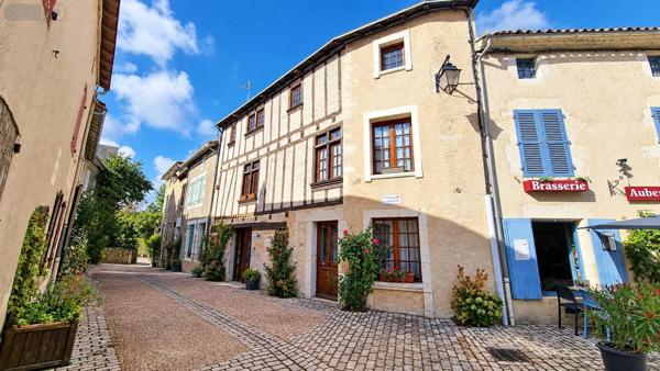 Achat - Maison Saint-Loup-Lamairé 79600 5 pièces 225 m 2 181 m 2