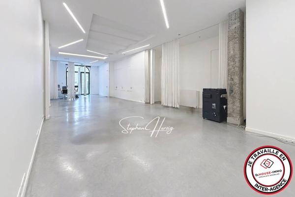 Bureau à vendre 3 pièces de 103 m²