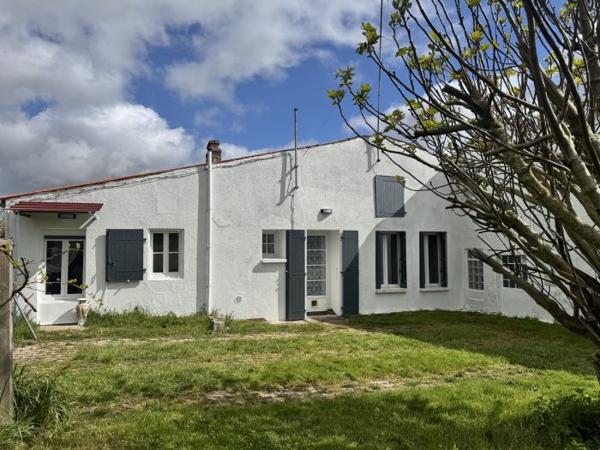 Maison charentaise Arces 60 m²