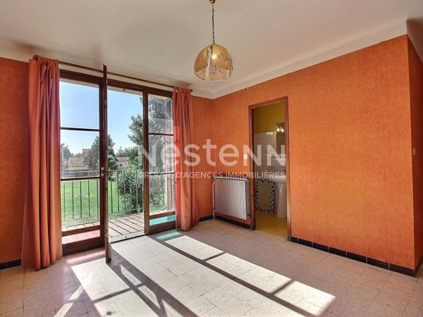 Maison de 160 m2 avec 4 chambres sur une parcelle de terrain de 1432 m2